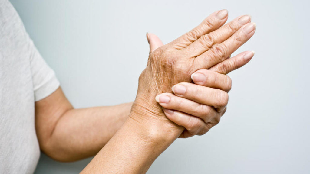 Reumatoidni artritis: liječenje zglobova narodnim lijekovima